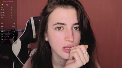 Snapshot of valeritiio chatting on September 2025 02:24:01 AM valeritiio online show from September 2025 02:24:01 AM