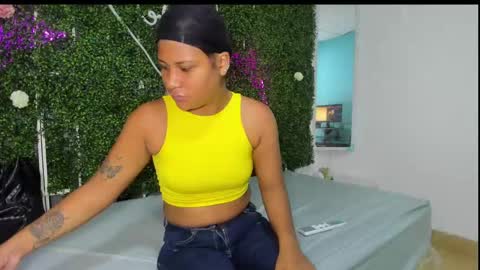 Snapshot of valery_021 chatting on February 2025 03:34:01 PM Valery online show from February 2025 03:34:01 PM