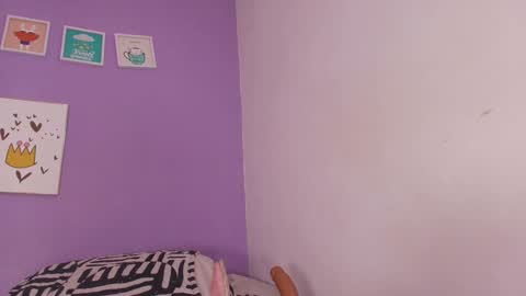 Valeryn online show from January 2025 06:05:02 AM