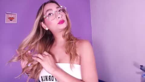 Valeryn online show from September 2025 03:06:01 AM