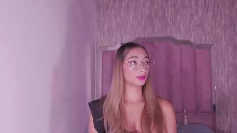 Valeryn online show from October 2025 03:06:02 AM