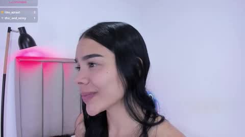 Cris  online show from January 2026 11:19:01 PM