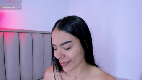 Cris  online show from April 2026 02:09:02 AM