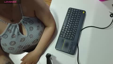 valery cute 18 online show from October 2025 11:33:02 AM