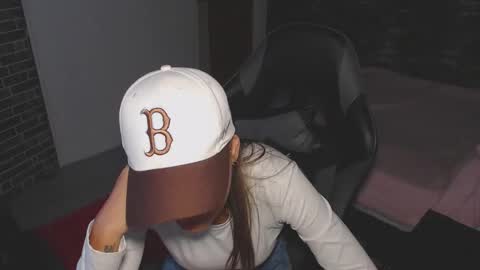 Valery Grey online show from November 2025 07:05:02 PM