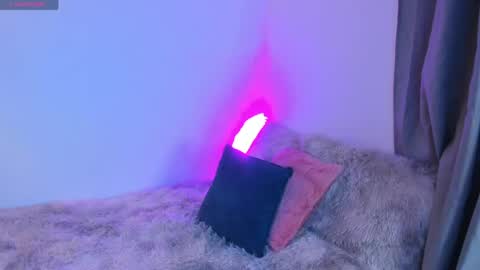Snapshot of valery_kils chatting on May 2026 01:56:01 AM VALERY online show from May 2026 01:56:01 AM