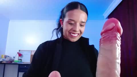 Snapshot of valery_meer_ chatting on September 2025 12:54:02 AM Valeria online show from September 2025 12:54:02 AM