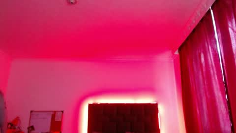Snapshot of valery_meer_ chatting on April 2026 12:53:02 PM Valeria online show from April 2026 12:53:02 PM