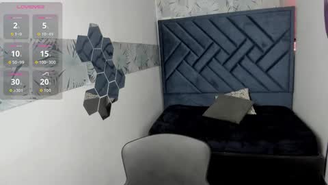 VALERY MORE online show from January 2026 02:08:01 PM