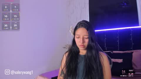 Val online show from September 2025 12:09:01 PM