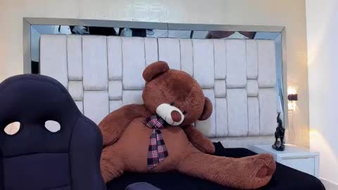 Snapshot of valerycooper23 chatting on February 2026 09:22:01 PM valerycooper23 online show from February 2026 09:22:01 PM