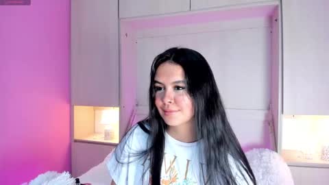 valerymeyerr online show from January 2025 04:12:01 AM