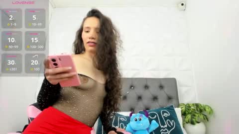 Snapshot of valeryn_rosse chatting on April 2026 02:29:02 AM valeryn rosse online show from April 2026 02:29:02 AM