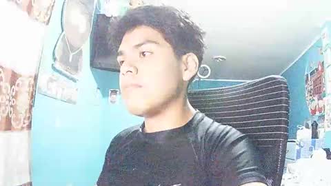 Valesh19 online show from January 2026 05:12:01 AM