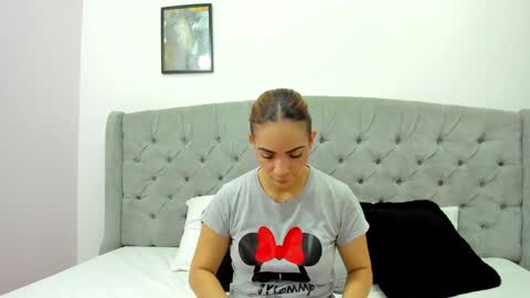 Valesskahall online show from February 2025 12:00:01 PM