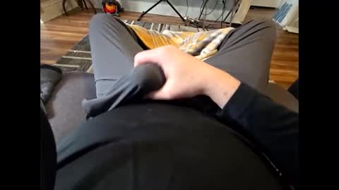 Snapshot of valhal2020 chatting on February 2026 05:32:01 PM Valhal online show from February 2026 05:32:01 PM