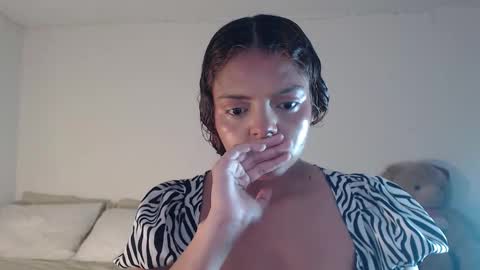 VALIENTE  online show from February 2026 12:14:02 AM