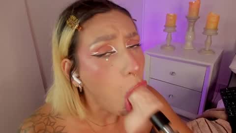 Snapshot of valka_doll chatting on May 2026 08:04:02 PM valka_doll online show from May 2026 08:04:02 PM