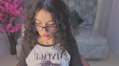 Snapshot of valkiria_ardent_s chatting on February 2026 12:58:01 AM Valkiria online show from February 2026 12:58:01 AM