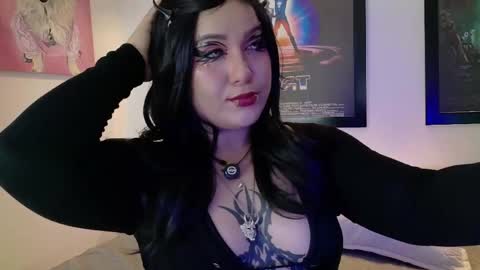 Valkiria moore  online show from May 2026 11:22:02 PM