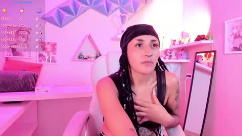 Snapshot of valkiria_ponce chatting on May 2026 04:08:02 AM Valkiria online show from May 2026 04:08:02 AM