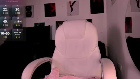 Valkyria  online show from March 2026 11:30:02 PM