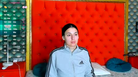 Valerie Val V online show from April 2026 07:28:02 AM