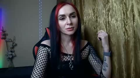 Snapshot of vallhalla666 chatting on February 2025 07:05:02 PM vallhalla666 online show from February 2025 07:05:02 PM