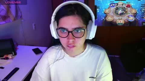 Im Violet online show from January 2025 05:50:02 AM