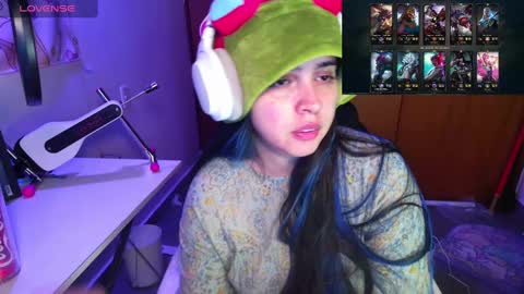 Im Violet online show from January 2025 06:55:02 AM