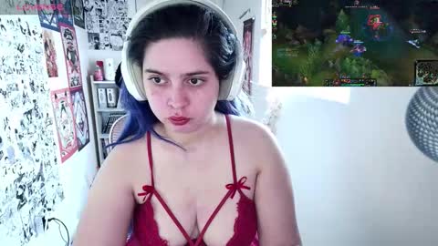 Im Violet online show from September 2025 06:46:02 PM