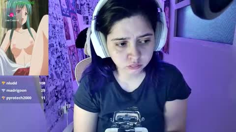 Im Violet online show from December 2025 11:57:02 PM