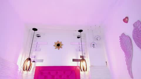 Snapshot of valloletsamar chatting on March 2025 11:07:02 AM Vallolet Peach online show from March 2025 11:07:02 AM