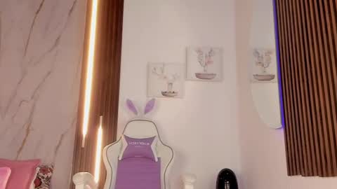 Snapshot of valloletsamar chatting on September 2025 12:06:01 PM Vallolet Peach online show from September 2025 12:06:01 PM