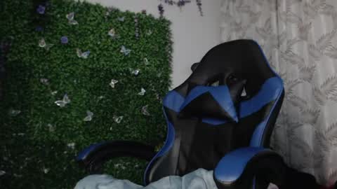 valquiria_sirgun online show from May 2026 04:04:02 PM
