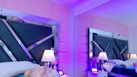 Snapshot of valrery_roussex chatting on June 2026 07:04:01 PM Valery online show from June 2026 07:04:01 PM