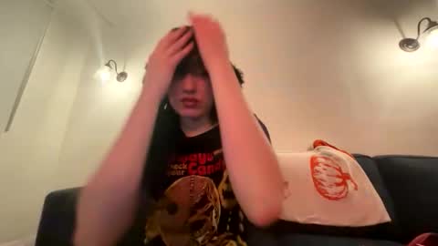 vampgatita online show from November 2025 02:34:01 AM