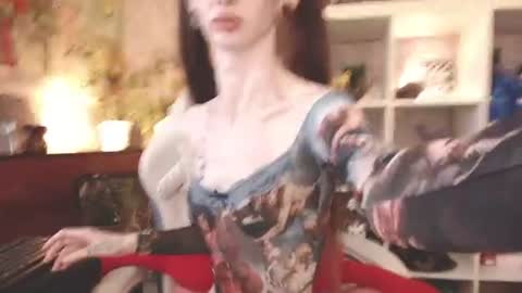 Snapshot of vampire_valentine chatting on June 2026 10:01:01 PM Mollyy Valentine online show from June 2026 10:01:01 PM