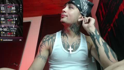 david guzman i model independenthelp me with a thumbs up online show from January 2025 11:27:01 PM