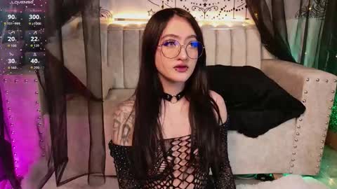 Snapshot of vampy_girl chatting on October 2025 09:04:02 PM Follow me in me ONLYFANS Giselxox online show from October 2025 09:04:02 PM