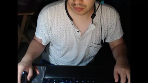 Snapshot of vancoserx111 chatting on January 2025 12:33:01 PM vancoserx111 online show from January 2025 12:33:01 PM