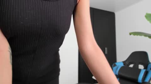 Babi Alu online show from October 2025 02:49:01 PM