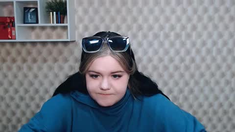 Vanda online show from March 2025 01:21:01 PM