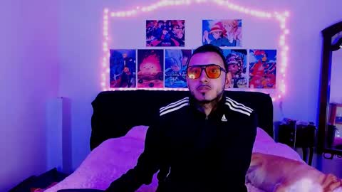 Snapshot of vanderheyl chatting on February 2025 03:02:01 AM vanderheyl online show from February 2025 03:02:01 AM