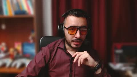 Snapshot of vanderheyl chatting on September 2025 06:08:02 PM vanderheyl online show from September 2025 06:08:02 PM