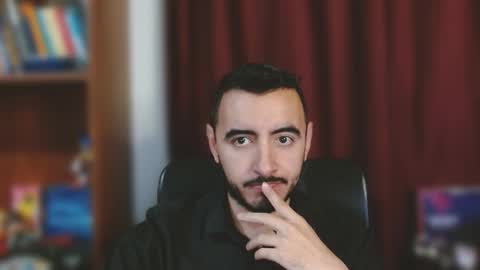 Snapshot of vanderheyl chatting on September 2025 06:06:02 AM vanderheyl online show from September 2025 06:06:02 AM