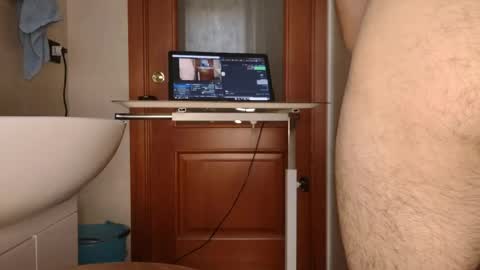 Snapshot of vandik669 chatting on May 2026 12:32:02 PM vandik669 online show from May 2026 12:32:02 PM