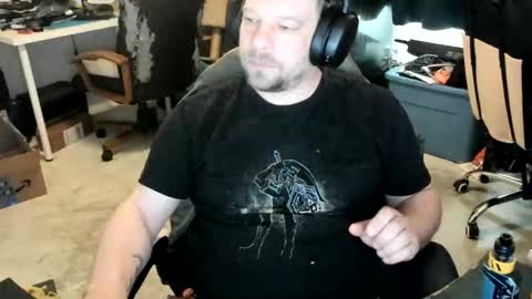 Snapshot of vandonh chatting on November 2025 04:24:01 PM vandonh online show from November 2025 04:24:01 PM