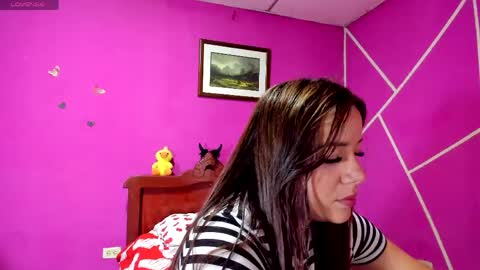 Snapshot of vane_fox chatting on June 2026 12:46:02 AM Yoselin Follow me on my ig yoselinelenab online show from June 2026 12:46:02 AM