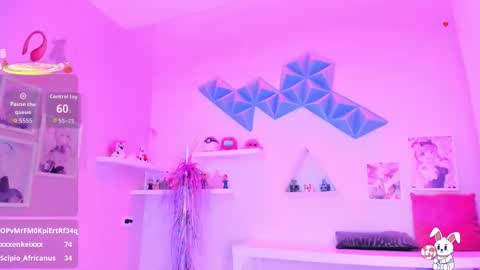 vanelope_evans_ online show from November 2025 12:20:01 AM